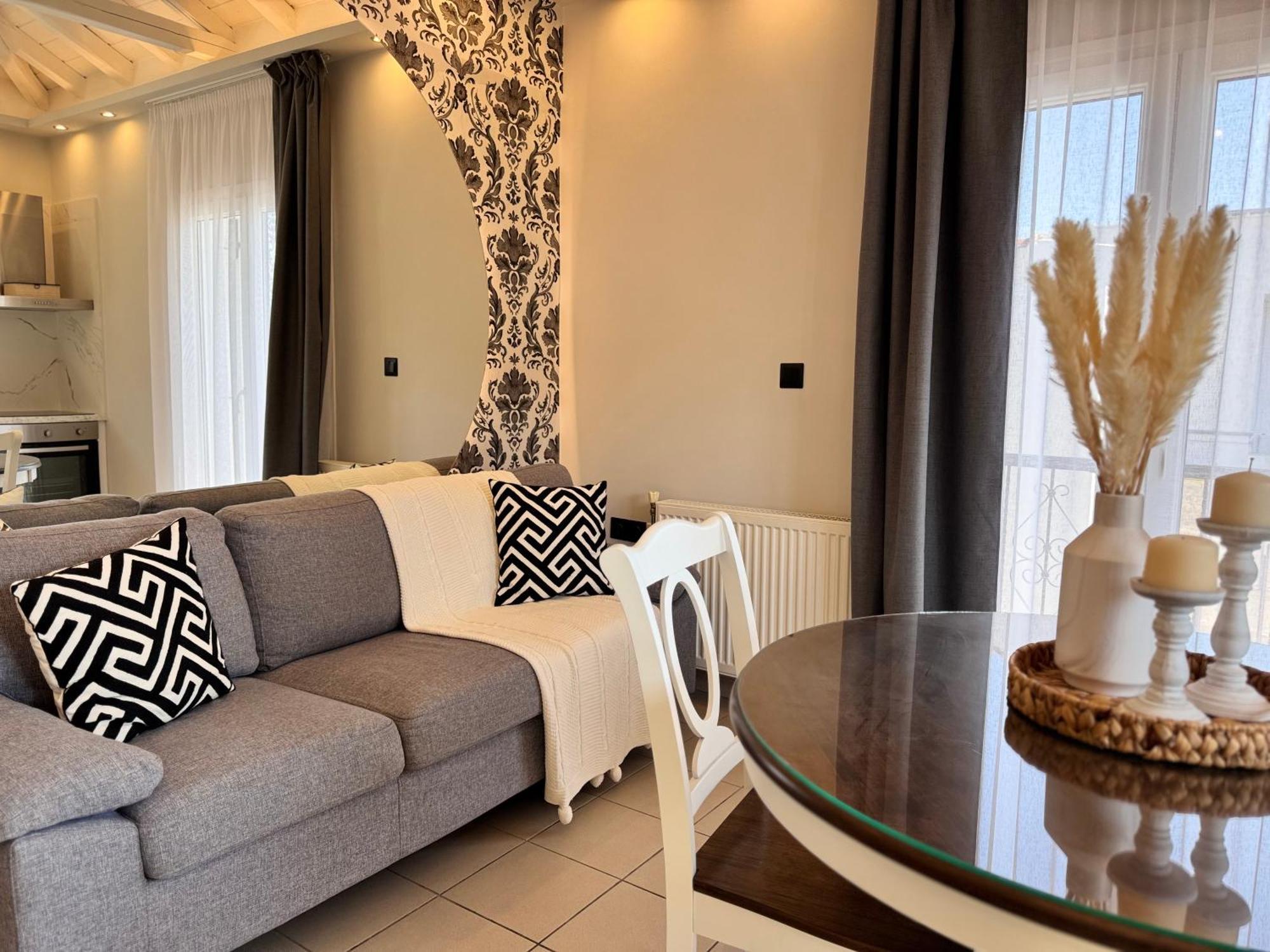 Orianna Suites Skiathos Ngoại thất bức ảnh